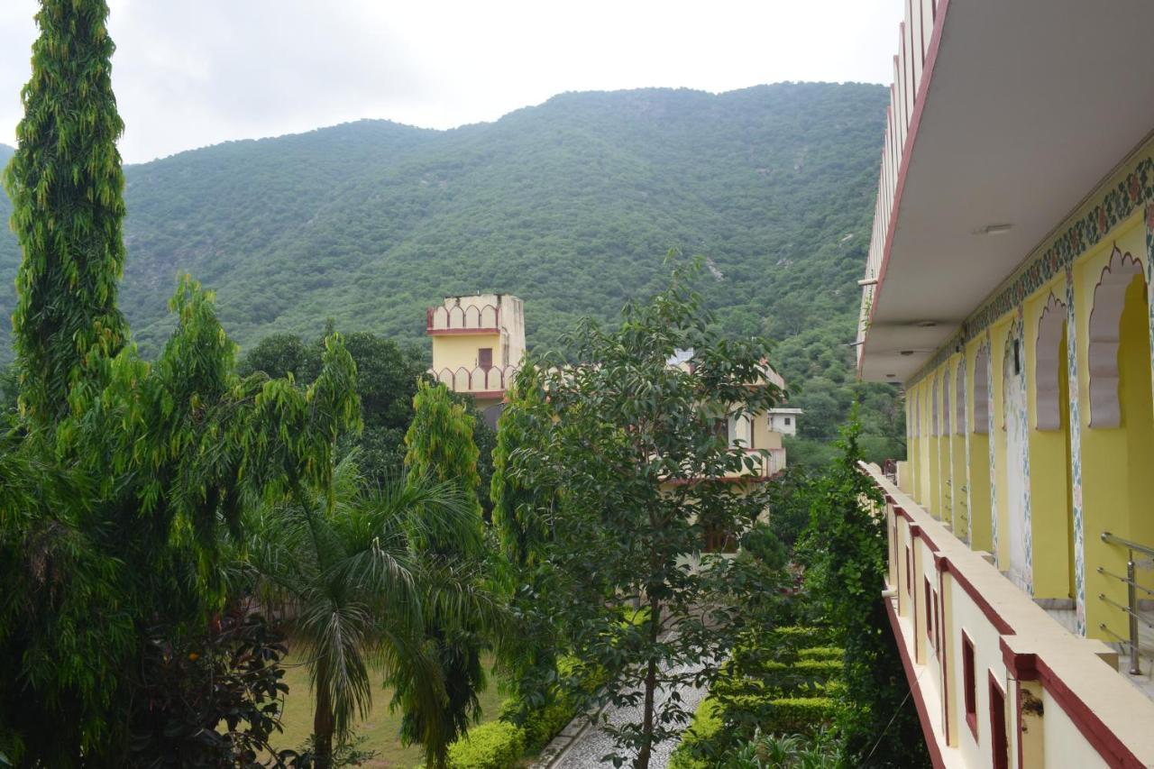 Hotel Pushkar Heritage Bagian luar foto
